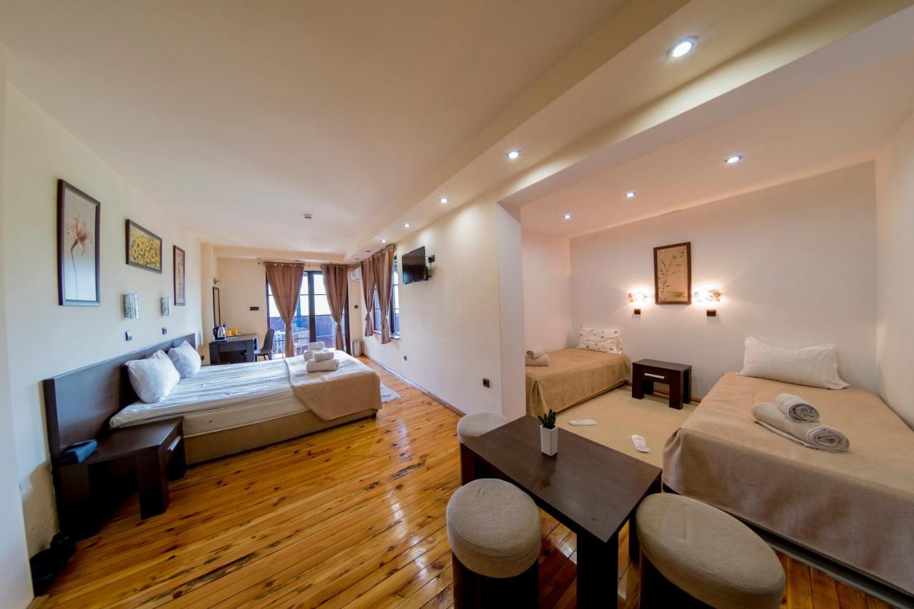 The Hill Hotell Veliko Tŭrnovo Eksteriør bilde