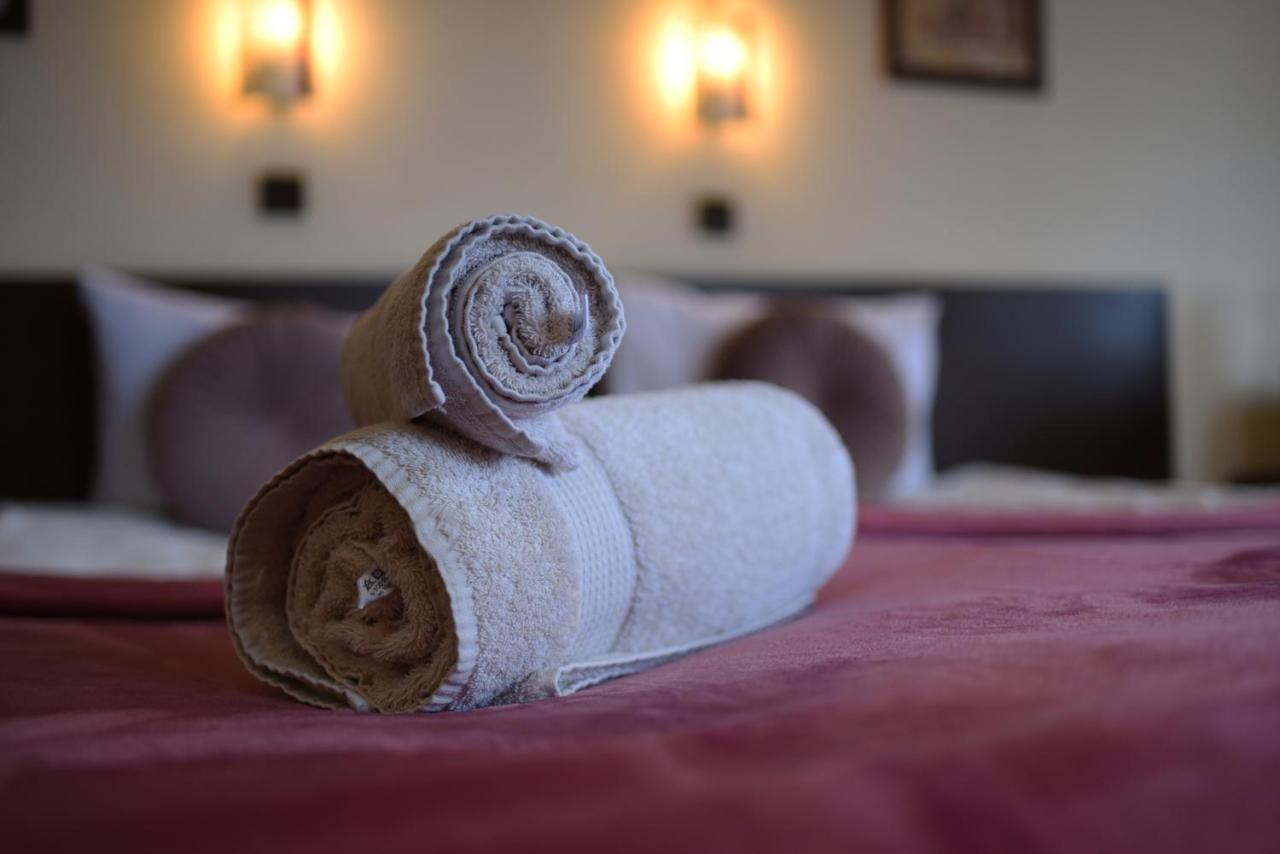 The Hill Hotell Veliko Tŭrnovo Eksteriør bilde